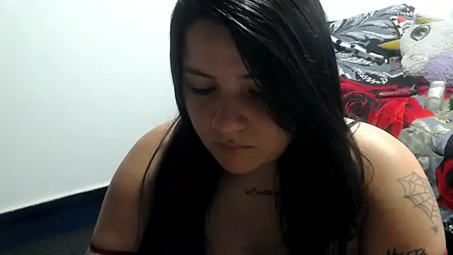 Snapshot of shopyymessyy chatting on 01/16/25, 05:44 shopyymessyy online show from 01/16/25, 05:44