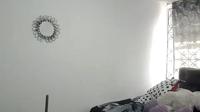 Snapshot of shopyymessyy chatting on 01/23/25, 06:45 shopyymessyy online show from 01/23/25, 06:45