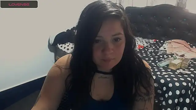 Snapshot of shopyymessyy chatting on 02/20/25, 02:13 shopyymessyy online show from 02/20/25, 02:13