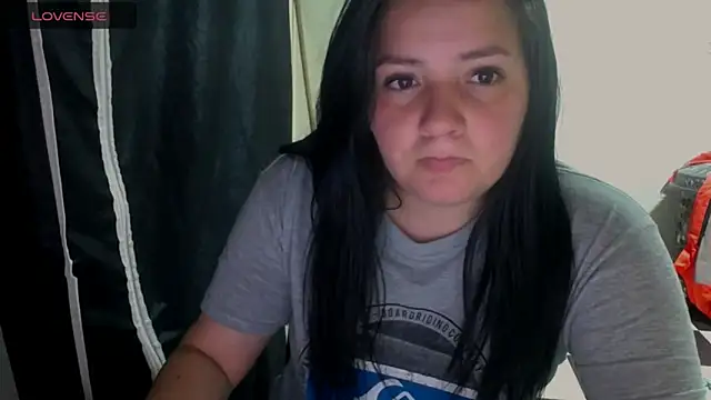 Snapshot of shopyymessyy chatting on 03/05/25, 12:38 shopyymessyy online show from 03/05/25, 12:38