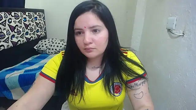 Snapshot of shopyymessyy chatting on 02/26/26, 12:53 shopyymessyy online show from 02/26/26, 12:53