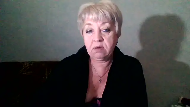 Snapshot of AnjelElinor chatting on 10/13/25, 07:52 AnjelElinor online show from 10/13/25, 07:52