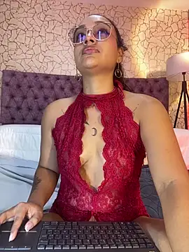 EMILYY FOXY online show from 06/19/26, 07:06