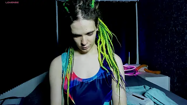 KIKI Krash online show from 01/13/26, 10:09