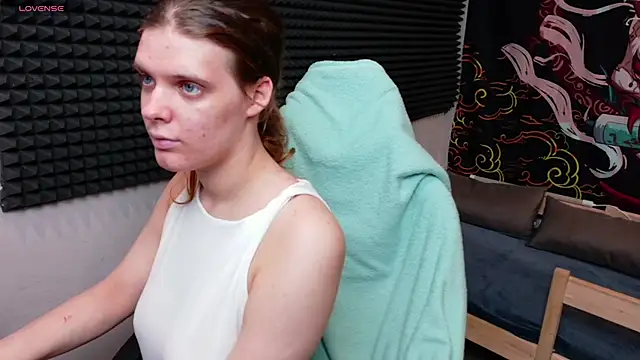 KIKI Krash online show from 04/02/26, 10:13