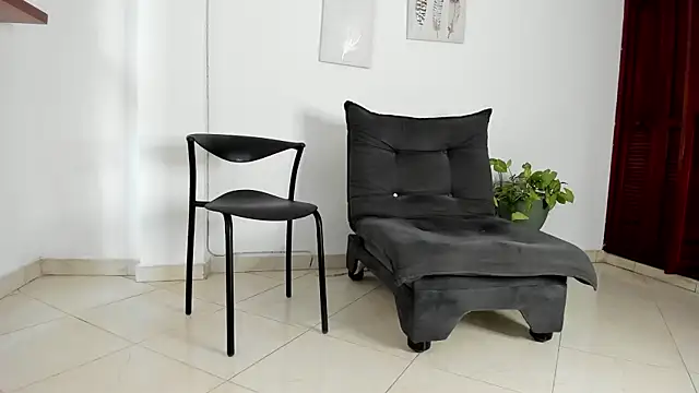 anniesweet- online show from 12/16/25, 01:05