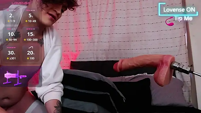 Hornymoan online show from 03/19/26, 10:47