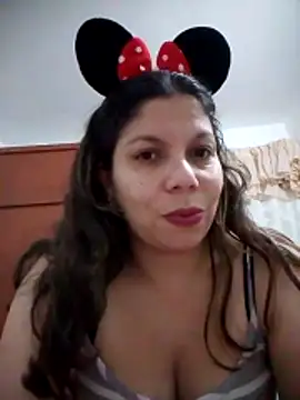 Carliina Soussa online show from 10/31/25, 11:50