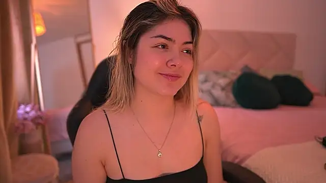 Lau Bee online show from 10/14/25, 04:30