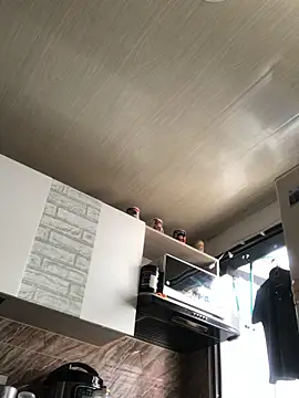 Abigail Cowen online show from 12/16/25, 03:39