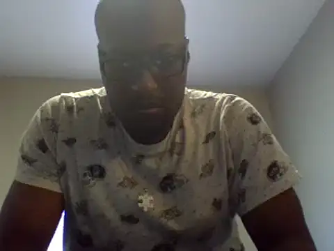 Snapshot of littbbc chatting on 12/22/24, 10:15 littbbc online show from 12/22/24, 10:15