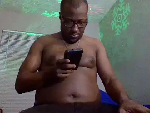 Snapshot of littbbc chatting on 01/05/25, 02:49 littbbc online show from 01/05/25, 02:49