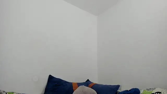 Nathaly love96 online show from 12/21/24, 12:31