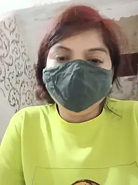 Snapshot of illay_love chatting on 05/19/26, 02:40 illay love online show from 05/19/26, 02:40