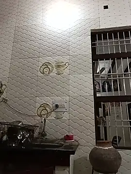 Snapshot of illay_love chatting on 06/16/26, 03:47 illay love online show from 06/16/26, 03:47