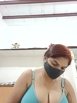 Snapshot of illay_love chatting on 06/23/26, 03:54 illay love online show from 06/23/26, 03:54