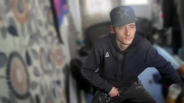 Snapshot of MrKingDick607 chatting on 03/17/26, 04:10 MrKingDick607 online show from 03/17/26, 04:10