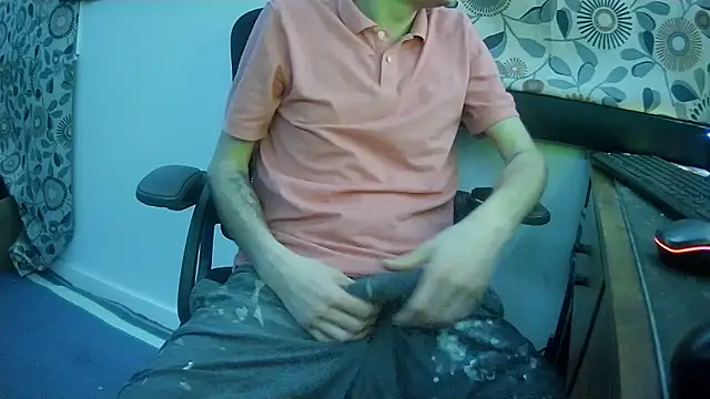 Snapshot of MrKingDick607 chatting on 04/06/26, 03:59 MrKingDick607 online show from 04/06/26, 03:59