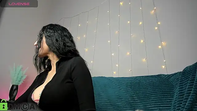 Snapshot of Margaret_Clark_ chatting on 01/29/25, 09:33 Margaret Clark online show from 01/29/25, 09:33