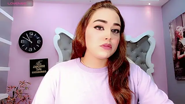 Snapshot of Sophia-Isabella chatting on 01/04/25, 11:17 Sophia-Isabella online show from 01/04/25, 11:17