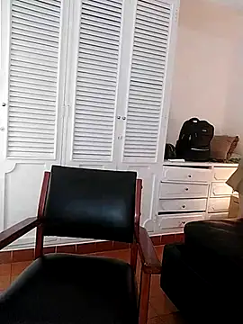 Adel Nesbiit online show from 03/28/26, 07:46