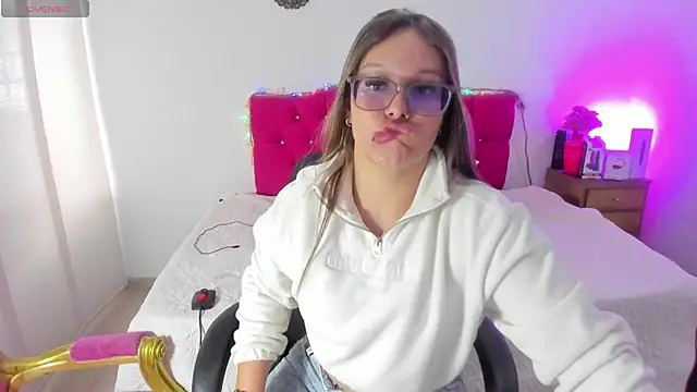 SofiaJoness  online show from 03/14/25, 07:12