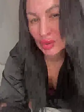 Helena7077 online show from 01/17/26, 02:33