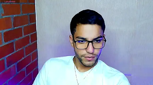 Leandro valenzuela online show from 03/07/25, 04:57