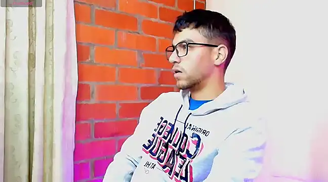 Leandro valenzuela online show from 03/18/25, 02:26