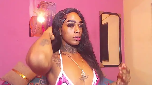 Snapshot of badgirls_cx chatting on 12/18/25, 10:21 badgirls cx online show from 12/18/25, 10:21