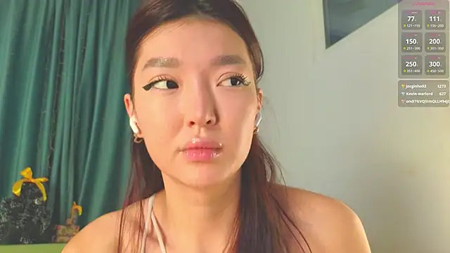 AudreyMell online show from 12/22/25, 03:09