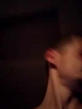 Snapshot of Crazzy_Maiky chatting on 12/17/24, 07:15 Crazzy Maiky online show from 12/17/24, 07:15