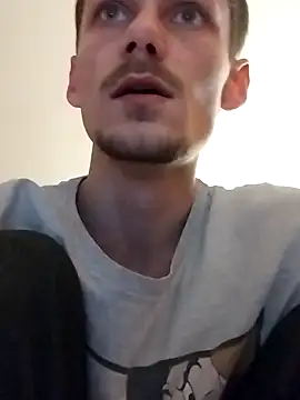 Snapshot of Crazzy_Maiky chatting on 01/11/25, 09:25 Crazzy Maiky online show from 01/11/25, 09:25