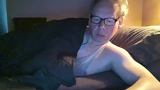 kinkyslet8 online show from 04/12/26, 06:18