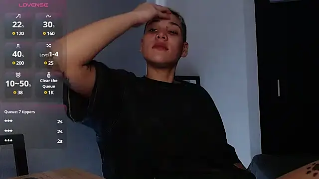 Charlee pink online show from 12/01/24, 07:36