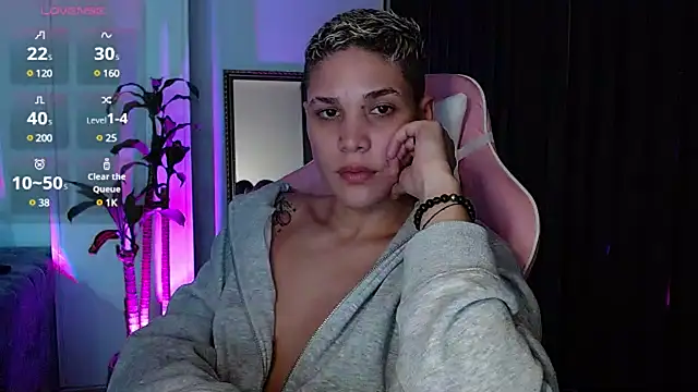 Charlee pink online show from 12/16/24, 07:26