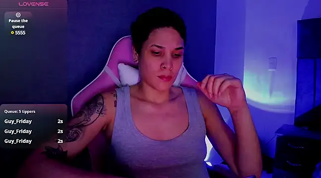 Charlee pink online show from 03/16/25, 03:36