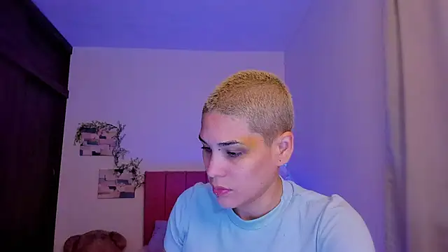 Charlee pink online show from 01/14/26, 10:14