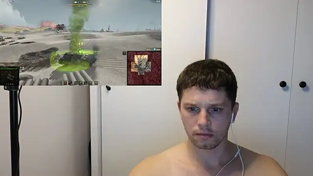 Snapshot of BigL0ve chatting on 11/05/25, 01:33 BigL0ve online show from 11/05/25, 01:33