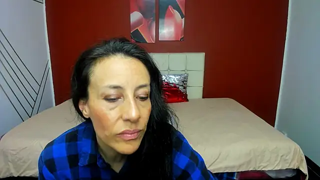 Snapshot of Abrillee1 chatting on 02/18/25, 10:47 Abrillee1 online show from 02/18/25, 10:47