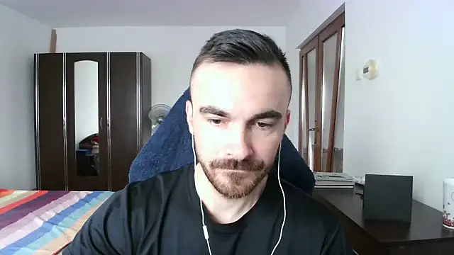 Snapshot of mu5clemania2 chatting on 11/02/25, 07:11 mu5clemania2 online show from 11/02/25, 07:11