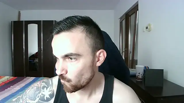 Snapshot of mu5clemania2 chatting on 11/05/25, 09:20 mu5clemania2 online show from 11/05/25, 09:20