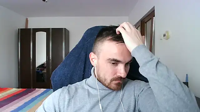 Snapshot of mu5clemania2 chatting on 11/16/25, 12:00 mu5clemania2 online show from 11/16/25, 12:00