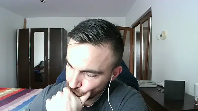 Snapshot of mu5clemania2 chatting on 11/20/25, 11:54 mu5clemania2 online show from 11/20/25, 11:54