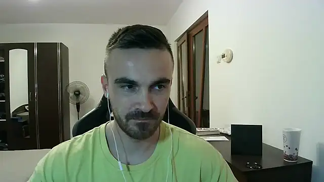 Snapshot of mu5clemania2 chatting on 12/03/25, 07:34 mu5clemania2 online show from 12/03/25, 07:34