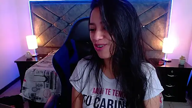 Julietacollins06 online show from 11/19/25, 01:11