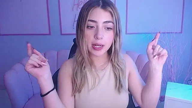 Snapshot of channel_blonde_a chatting on 12/03/24, 04:25 channel blonde a online show from 12/03/24, 04:25