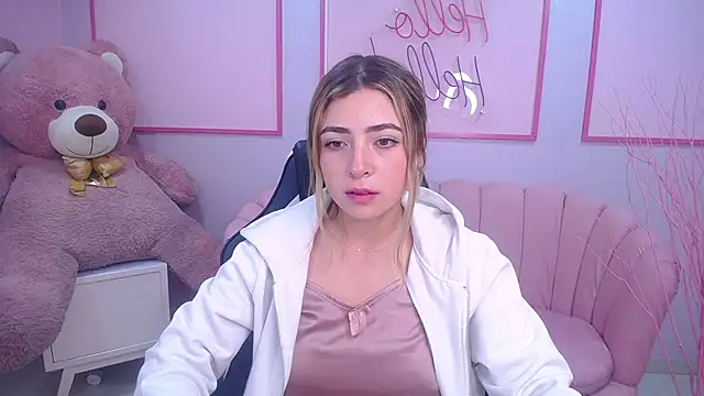 Snapshot of channel_blonde_a chatting on 12/05/24, 01:58 channel blonde a online show from 12/05/24, 01:58