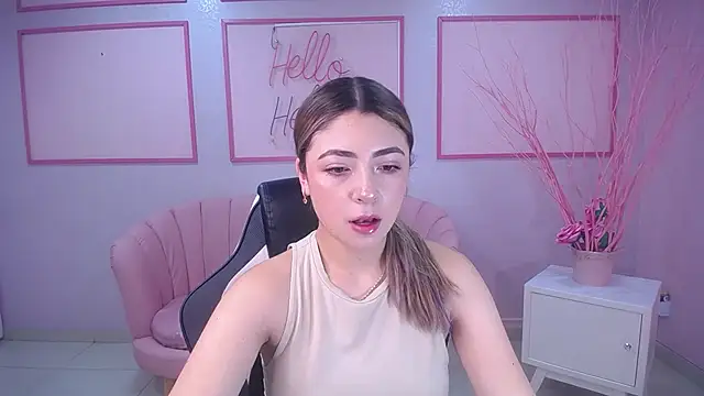 Snapshot of channel_blonde_a chatting on 12/28/24, 05:03 channel blonde a online show from 12/28/24, 05:03