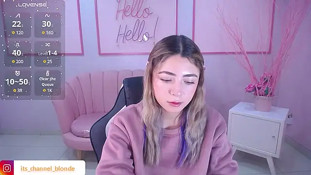 Snapshot of channel_blonde_a chatting on 12/30/24, 05:02 channel blonde a online show from 12/30/24, 05:02